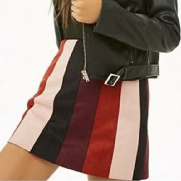 Forever 21 Dresses & Skirts - ❤️2/$15 or 3/$21❤️NWOT Forever 21 Faux Suede Miniskirt, Size 1X